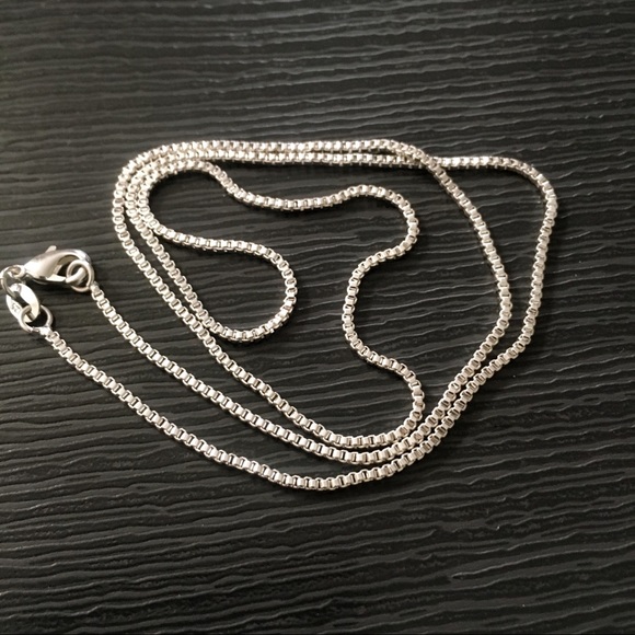 Sterling Silver 925 Box Chain 20 inch Necklace - Picture 8 of 8
